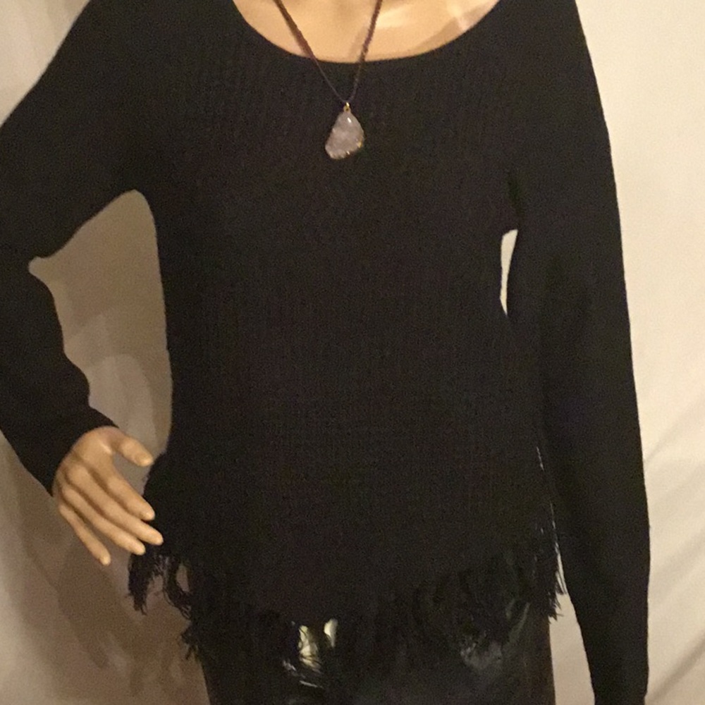 Jessie Blu Women’s SZ L Crew Neck Black Sweater